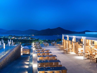 Elounda Breeze Resort