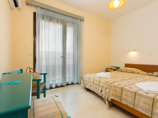 ELTINA HOTEL
