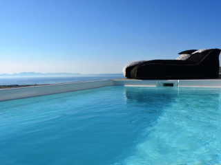 Elysian Santorini