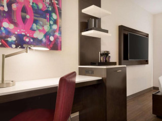 Embassy Suites By Hilton New York Manhattan Times Square