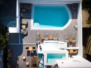 Emerald Collection Suites Santorini