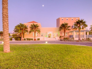 Emerald Hotel by Azul