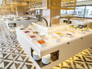 EMRE BEACH HOTEL