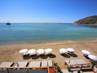 EN VIE BEACH BOUTIQUE HOTEL