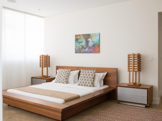 English Point Marina Hotel