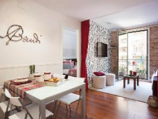 Enjoybcn Gaudi Apartments