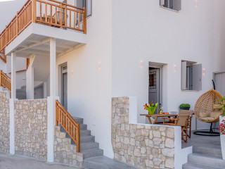 Esperanza Apartments