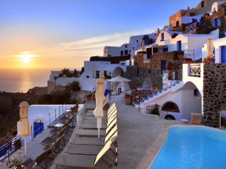 Esperas Santorini