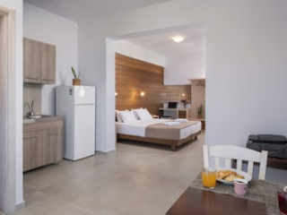 ESPLANADE APARTMENTS