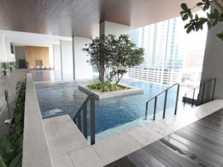 ESTABLISHEMENT BY SLEEPY BEAR