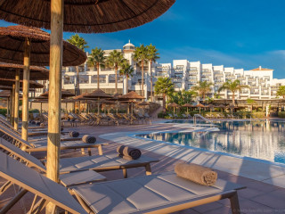 Estepona Hotel & Spa Resort