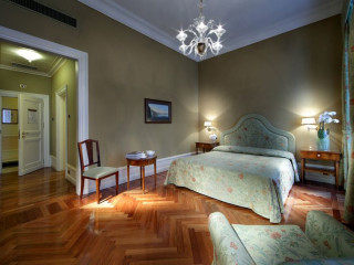 EUROSTARS HOTEL EXCELSIOR