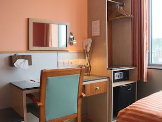 EUROTRAVELLER HOTEL PREMIER @ HARROW