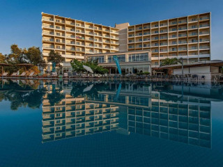 Evia Riviera Resort