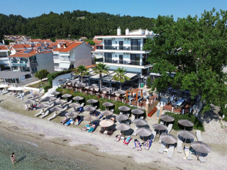 Evlogia Hotel Seafront & Annex by Greek Pride