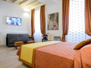 EXCELLENT TRINITY ROOMS