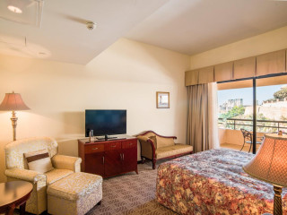 Excelsior Grand Hotel