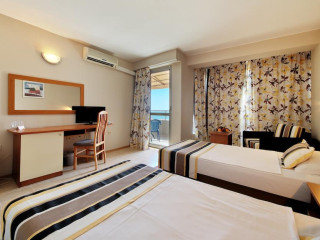 EXCELSIOR HOTEL