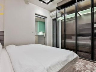 EXPRESSIONZ SUITES BY IHOST GLOBAL