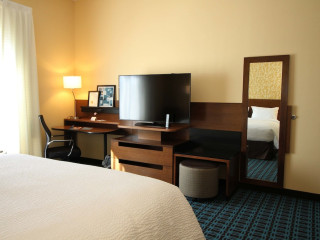 Fairfield Inn & Suites by Marriott London