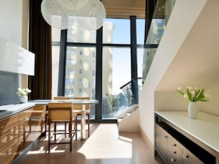 FAIRMONT BAKU - FLAME TOWERS