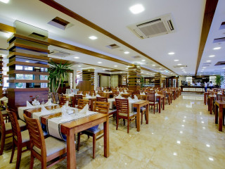 HOLIDAY WORLD RESORT