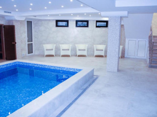 Familion Aparthotel