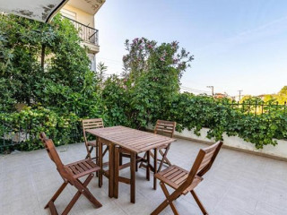 Family Apartment in Kalithea