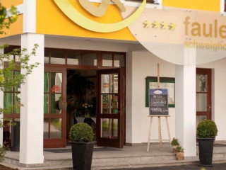 Faulenzerhotel