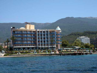 MC BEACH RESORT HOTEL