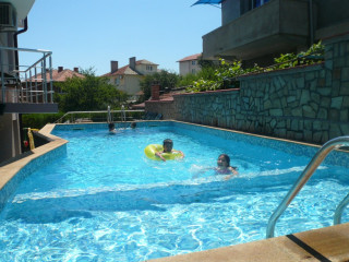 Favorite Family Hotel