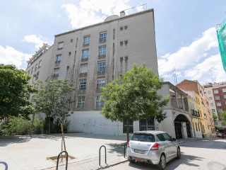 Feelathome Waldorf Suites Apartments