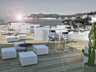 Fergus Style Cala Blanca Suites