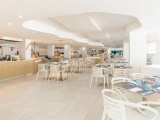 FERGUS Style Cala Blanca Suites