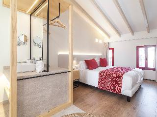 Fil Suites & Homes