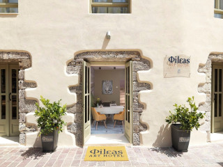 Fileas Art Hotel