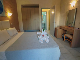 Filerimos Village Hotel