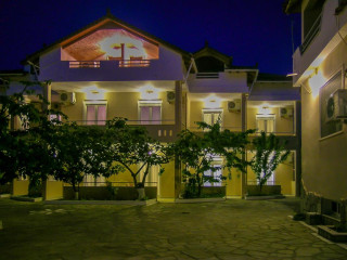 FILIPPOS HOTEL