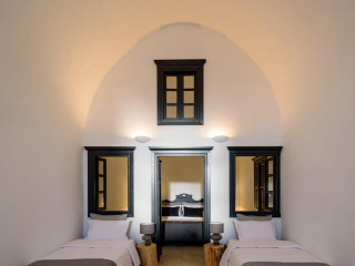 Firalia, Casa in Rock Suites