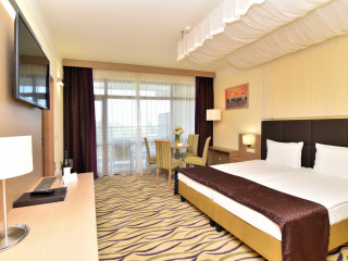 Flamingo Grand Hotel and SPA