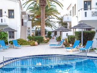 Flamingos Hotel Apartments