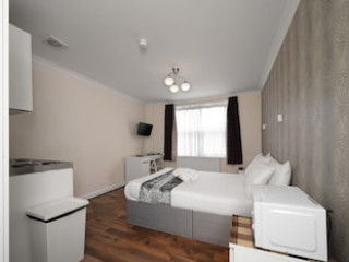 FLEXISTAY TULSI APARTHOTEL