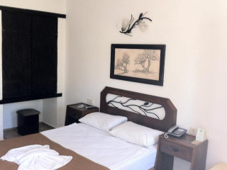 FLORA CLUB HOTEL