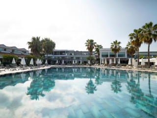 FLORA GARDEN BEACH HOTEL (+16)