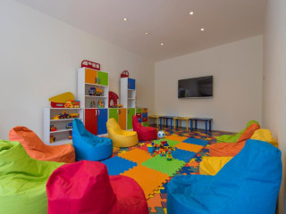 FLORA GARDEN EPHESUS