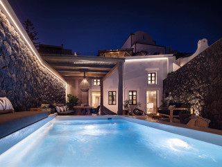 Floria Suites Santorini