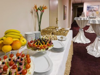 Flowers Hotel