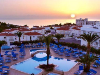 FOREST BEACH HOTEL