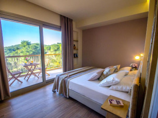 Forest Resort Suites Skiathos