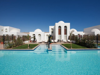Fort Arabesque Resort, Spa & Villas